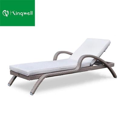 China European Rattan Pool Sun Sofa Lounge Bed Garden Furniture Pool Weaving Outdoor Use for sale