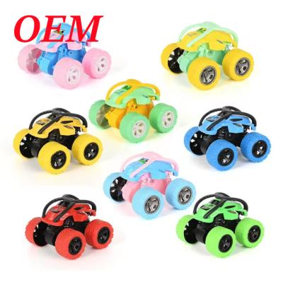 Chine Voiture de jouet pour enfants Voiture de roulement de cascadeur Voiture tout-terrain inertielle Petit jouet de garçon à vendre