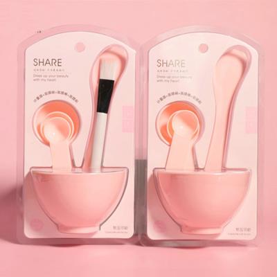 China Flat Brush Maker Hot Selling DIY Beauty Set Daily Personal Care Brush 3PCS Spoons Small 6 Piece Mask Bowl Set Soft Beauty Tool Bowl for sale