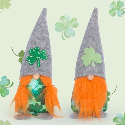 China Festival Decoration 2022 New St. Patrick's Day Decoration Rudolph Doll Green Hat Sub Clover Festival Venue Layout Props for sale