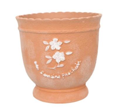 China Modern Garden Supplies Hot Sale Embossed Design Terracotta Flower Pots for sale