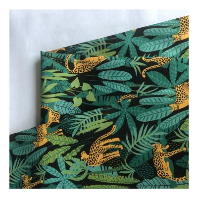 China New fashion breathable 100% polyester fabric printing microfiber fabric for garment for sale