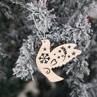 China Christmas Decoration 2022 New Year Wooden Pendant For Christmas Tree Decoration DIY Christmas Wooden Ornaments For Kids Gifts for sale