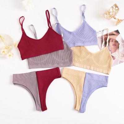 China Breathable Lift Up Sexy Seamless Active Crop Lingerie Set Fitness Sexy Seamless Active Crop Lingerie G-String Underwear Women Bra Top Bra Panties Set for sale