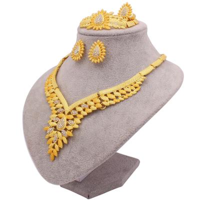 China Dubai Exotic Indian Ladies Ladies 24k Gold Wedding Jewelry African Bridal Jewelry Sets for sale