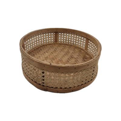 China Sustainable high quality wood woven fruit handmade bread table bread pierced for sale