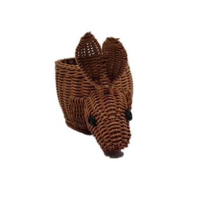 China Natural environmental protection imitation rattan artware rabbit home decoration accessories handcraft accessories for sale