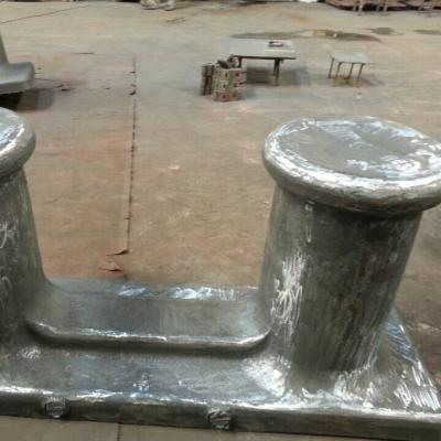 China Cast Steel Marine Suppliers Marine Cast Steel Heavy Double Bitt Marine Mooring Bollard for sale