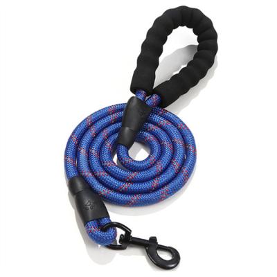 China New Arrival Reflective Highly Strong Rope Dog Leash With Comfortable Padded Handle for sale