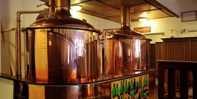 China 3000L Engineers available to serve overseas microbrewery equipment for sale