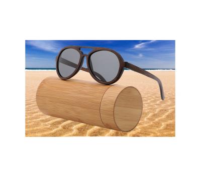 China Wooden Bamboo Sunglasses 2021 Wholesale Sunglasses Brown Frame Handmade Bamboo Sunglasses New Design Polarized Dark Sunglasses for sale