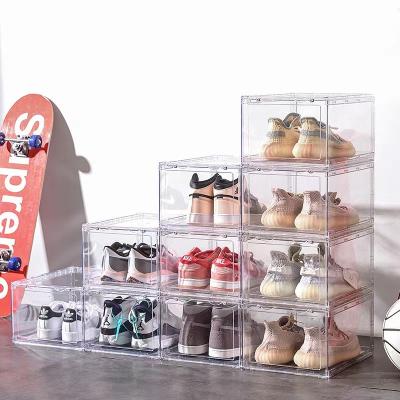 China Full Transparent Front Door PET Folding Magnetic Sports Shoes Show Storage Box Fashion Stackable Sports Shoe Box for sale