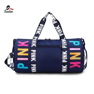 China Large Size Fashion 30 Inch Sports Duffel Bag Travel Woman Bags for sale