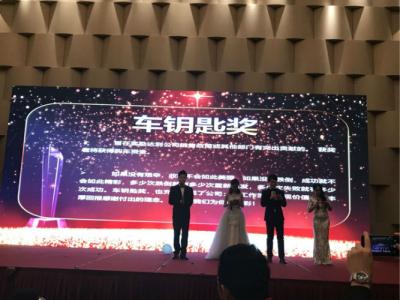 China 500mm X 500mm HD Indoor Stage LED Display 3.91mm Full Color Concert Video Wall  for sale