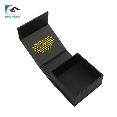 China Recycled Materials Recycled Materials Matte Gold Foiled Necklace Jewelry Custom Magnetic Black Paper Packaging Box for sale