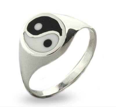 China Vintage Chinese Character Sterling Silver Ring, Vlink Sterling Silver Yin Yang Ring Black and White Jewelry for sale