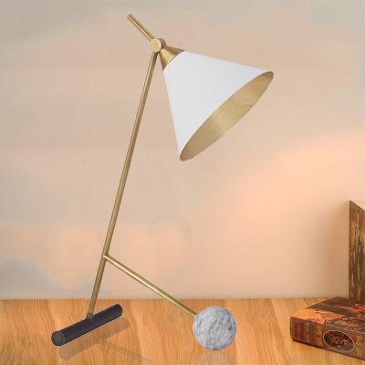 China Lighting Works Hot Selling Decorative Desk Light Reading LED Table Lamp 88074TD for sale