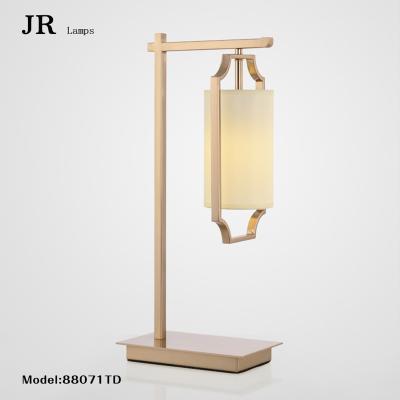 China Lighting functions table lamp china living room metal supplier customized table lamp for home 88071TD for sale