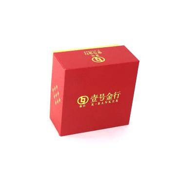 China Recyclable New Product In China Embossing Cosmetic Packaging Wedding Favors Paper Bracelet Box for sale