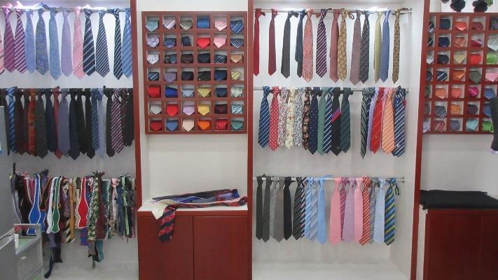 Verified China supplier - Shengzhou Xiuhe Necktie & Weaving Co., Ltd.