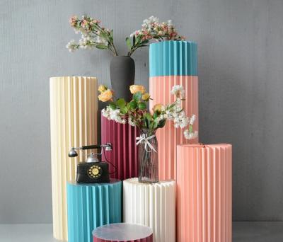 China Home Dessert Table Folding Cylindrical Paper Roman Columns Clear Acrylic Cylinder Stand for sale