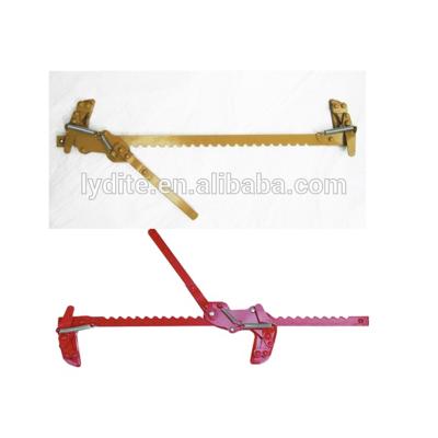 China Easily Assembled Chain Fence Wire Mesh Tool StretcherThree-Hook Wire Stretcher for sale