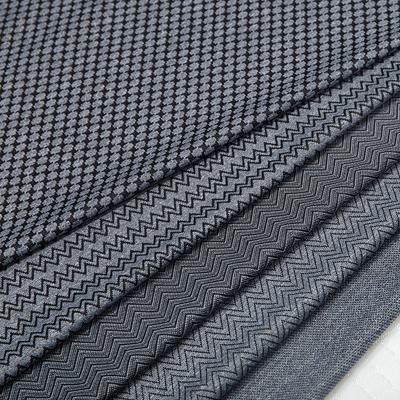 China Anti Pill Mattress Border Side Quilted Knitted Fabric Black And White Color for sale