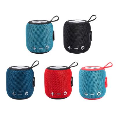 China Portable Super Bass Music FM0190 Outdoor Speakers Colorful Wireless Waterproof Party ipx7 LED Colorful Light Speaker for sale