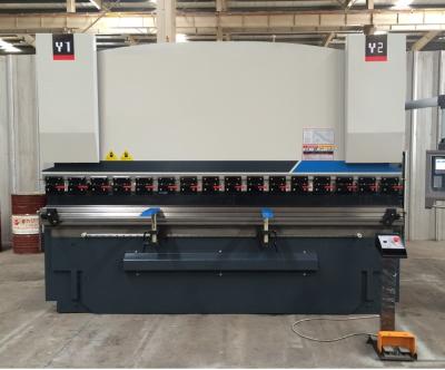 China High quality hotels press brake for metal plate bending and forming, cnc con sincronico servo electro - hydraulic for sale