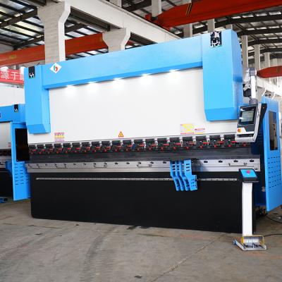 China Hotels CNC Press Brake With Delem Controller 200/3200 CNC System Bending Machine for sale