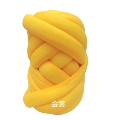 China Chunky Knit Roving Yarn Vegan Chunky Knit Chunky Knit Roving Yarn Vegan Top Tube Super Elastic Velvet Chunky Yarn For Hand-Arm Knitting Blanket 1000g for sale