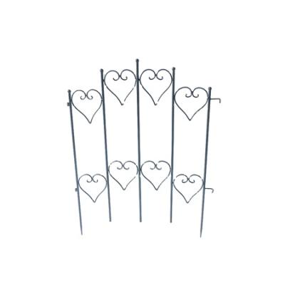 China Easily Assembled Heart Shaped Black Metal Garden Trellis Wall Trellis For Climbing Plants for sale