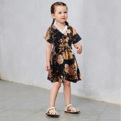 China Mother and Daughter Lovely V-Neck Lace Neckline Temperament Dress Girl Party Birthday Anti-Shrink Dress for sale