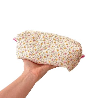 China Travel Durable Flower Private Label Organic Cotton Quilting Makeup Bag Cute Pink Mini Zipper Quilted Cosmetic Pouch Bag for sale