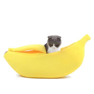 China Sustainable Online Hot Selling Banana Boat Soft Full Covered Moon Shape Cat Cave Dog Bed Pet Bed House for sale