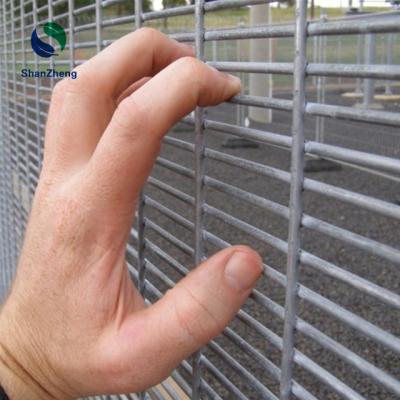 China Easily Assembled High Security Welded 358 Mesh Fence Climb System 1/2