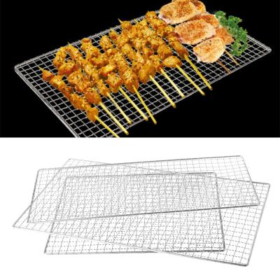 China BBQ Dustproof Mesh Net Grilling Dish To Replace Dish Grill Accessories Wire Mesh BBQ Mat Outdoor Baking Tray for sale