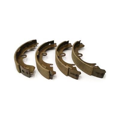 China Engine Parts Repuestos Al Por Mayor Auto Chassis Parts OEM 04495-20150 Brake Shoes For Toyota for sale