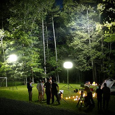 Chine Tour d'éclairage de ballon de lune pour camping en plein air à vendre