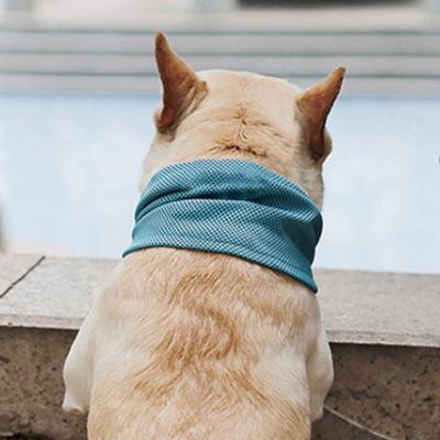 China Hot Sale Viable Cooling English Dog Cat Cooling Dog Pet Scarf French Bulldog Bucket Neck Towel Bandana Pet Viable for sale