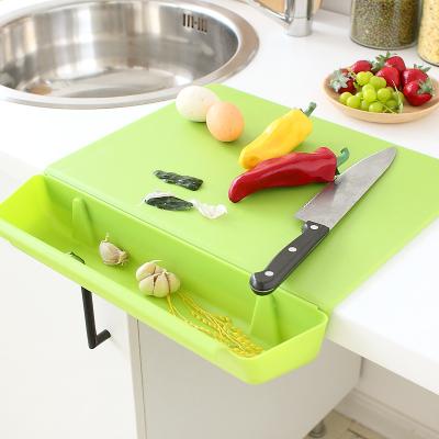 China Mulit Viable Custom Function Portable Silicone Chopper Cutting Mat Silicone Cutting Board With Containers for sale