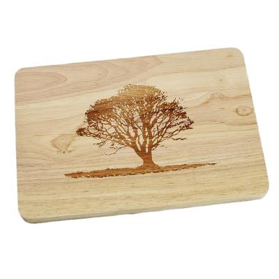 China Viable Laser Engraving Kitchen Cutting Board Wooden Cutting Cheese And Plates for sale