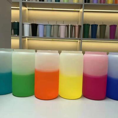 China Factory Wholesale 16oz Sublimation Disposable Frosted With Lid Bamboo Blue Pink Yellow-Orange Cold Color-Changing Glass Box for sale