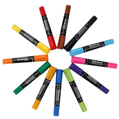 China 2022 School/Office Custom Fade Resistant LOGO Double Point Waterproof Permanent Marker Pen for sale