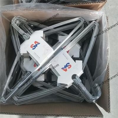 China Galvanized Wire Hangers Set With 950 Cartons Loading Capacity en venta