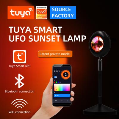 China Tuya RGB Modern Mobile APP Wifi Modern Sunset Projector Lamp 16 Color Sunset Decoration Smart Lamp Sunset Lamp for sale