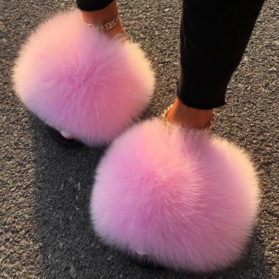 China Fashion Trend Fashionable Luxury Fur Fluffy Slippers High Quality Comfortable and Beautiful for sale