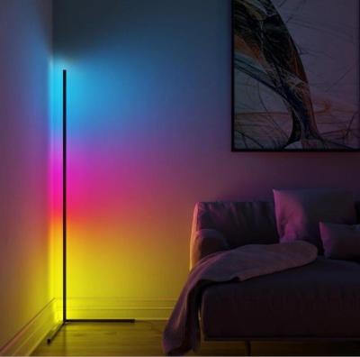 China Modern hot sale! rgbw led corner floor lamp with black outdoor and BT APP control floor lamp for sale