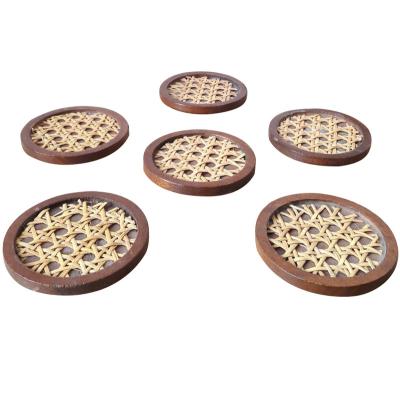 China Vintage Handmade Rattan Round 6pcs Fragrance Wood Boho Top Selling CLASSIC Top Selling Wooden Desk Coasters for sale