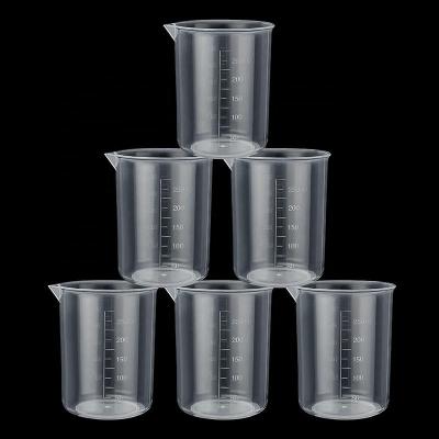 China Custom Premium Plastic Stocked Polypropylene Graduated Plastic Measuring Cups 250ml Beakers For Home School Lab Science Experiment for sale